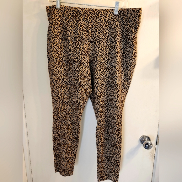 Old Navy leopard print leggings - Picture 1 of 4